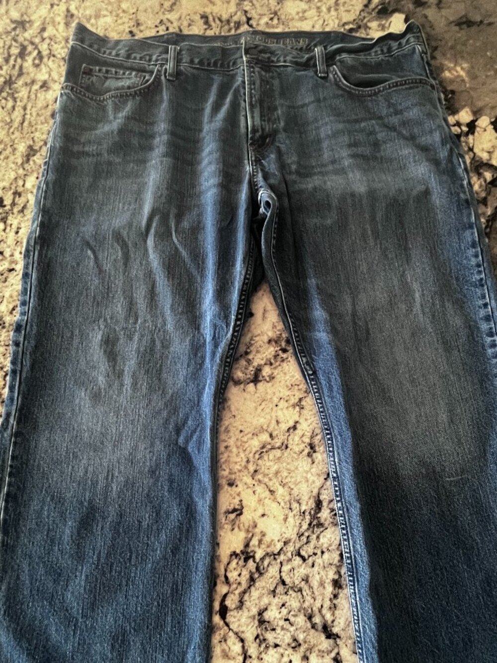 Old Navy Men’s Loose Fit Jeans – 42x30 – Good Condition